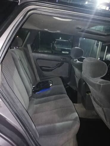 домкраты авто: Toyota Camry: 1992 г., Механика, Газ, Универсал — 7