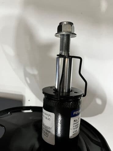 acr50: Передний амортизатор Toyota 2020 г., Новый — 3