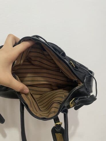 Чемодандар: Сумка женская, черная, формата baguette/сабо. - Материал: гладкая — 2