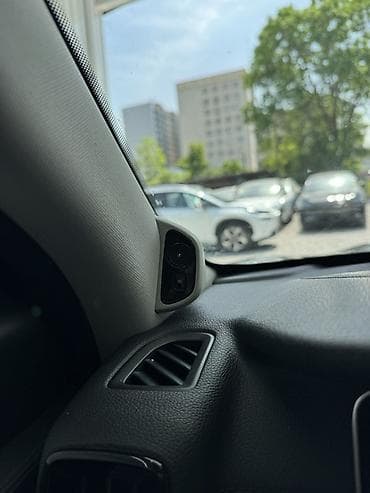 Weltmeister: Weltmeister W6, 2021 г., 18000 км, Передний — 10