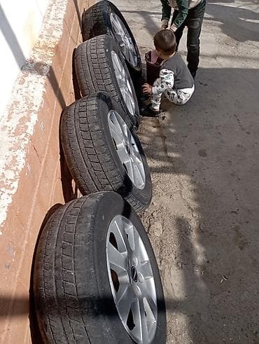 195 70 с: Колеса в сборе 215 / 60 / R 16, Зима, Б/у, Комплект, Легковые, Литые, отверстий - 5 — 1