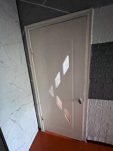 дом в квартиру: 3 комнаты, 69 м², 3 этаж — 7
