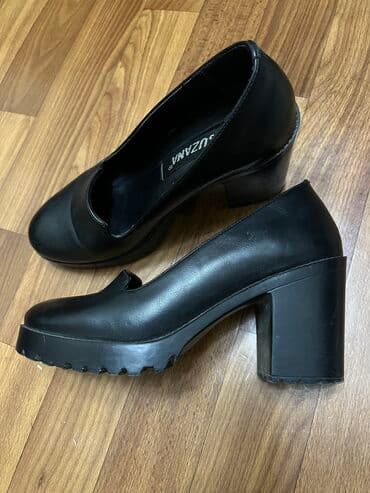 женская модельная обувь больших размеров: Продаю женские осенние туфли 36-37 размера. Чистая кожа. Почти новые — 2