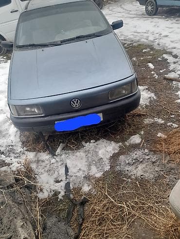mitsubishi karisma: Volkswagen Passat: 1991 г., Универсал — 1