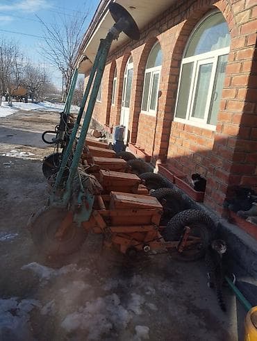 продаю катушку: Механическая кукурузный пропашная сеялка 6-рядная для трактора есть — 4