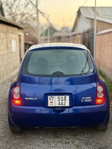 дом на обмен: Nissan March: 2003 г., 1.3 л, Автомат, Бензиновая, Хэтчбэк — 3