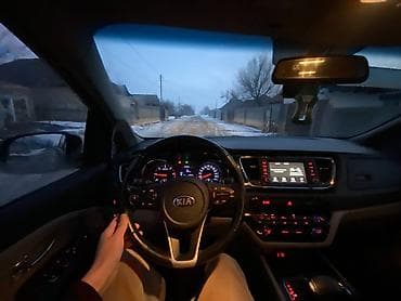 sprinter 2 2: Kia Carnival: 2019 г., 2.2 л, Автомат, Дизель, Минивэн — 9