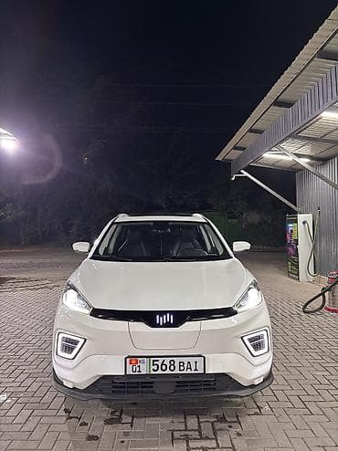 Продажа авто: Weltmeister EX5, 2021 г., 84900 км, 4WD, полный, В наличии — 2