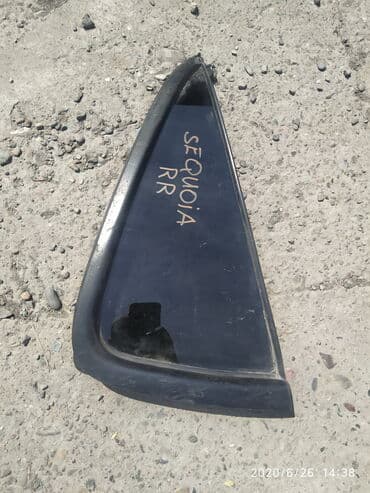 Заднее правое Toyota, Б/у at lalafo.kg Заднее правое Toyota, Б/у