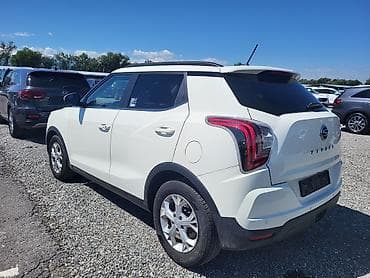 другие марки: Ssangyong Tivoli: 2021 г., 1.5 л, Автомат, Бензин, Кроссовер — 3