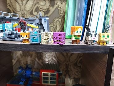 Жеке буюмдар: Набор мини-фигурок и брелоков в стиле Minecraft. Состав: - Персонаж — 1