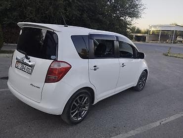тоета рактис: Toyota Ractis: 2005 г., Автомат, Бензин, Хэтчбэк — 6