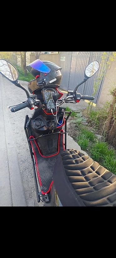 Макси-скутер 150 куб. см, Бензин, Новый — 3