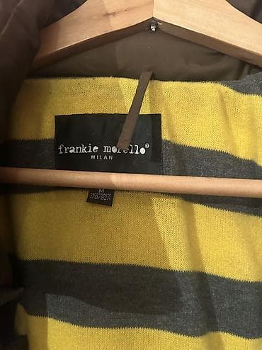 mark spencer: Продаю куртку мужскую, зима. Состояние отличное. Есть два размера - М — 3