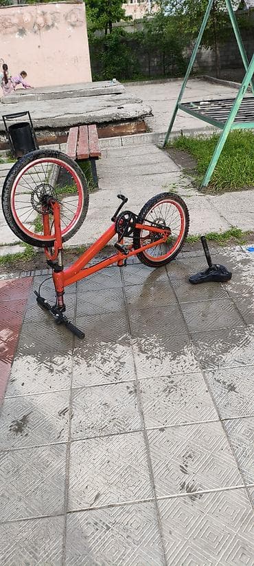 Велосипеддер: Балдар үчүн велосипед, 2 дөңгөлөктүү, 9 - 13 жаш — 1