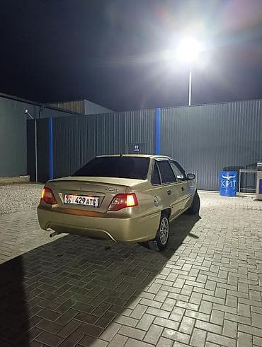 Daewoo Nexia: 2008 г., 1.6 л, Механика, Бензин, Седан — 3