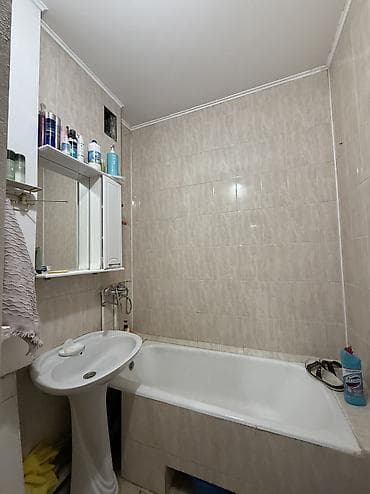 Квартиры: 2 комнаты, 52 м², Нижний Джал (Джал-23) 106 серия, 5 этаж, Косметический ремонт — 2