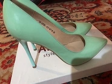 Домашние тапочки: Продаю туфли 35размер. Надевали 1 раз. Состояние очень хорошее — 1