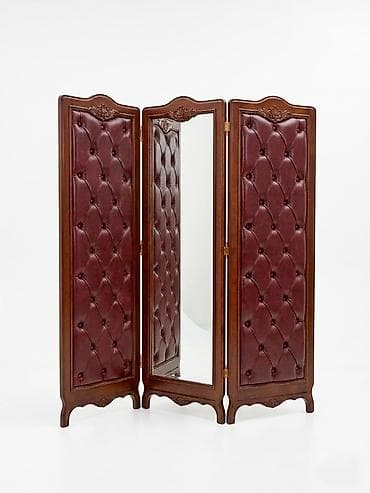 Ширма Benedetta относится к престижному классу, пикантно изогнутые