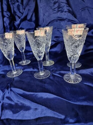 стопки перевёртыши: ХРУСТАЛЬНЫЕ РЮМКИ СССР. из прозрачного РЕЗНОГО. ХРУСТАЛЯ (СССР) — 8