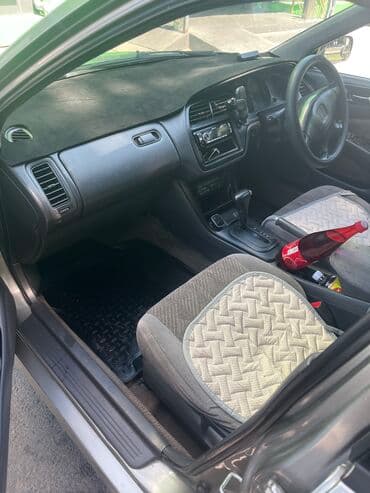 Honda Accord: 1999 г., 1.8 л, Автомат, Бензин, Седан