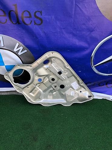 Механизм стеклоподъемника Заднее правое Mercedes-Benz, 2010 г., Б/у, Оригинал