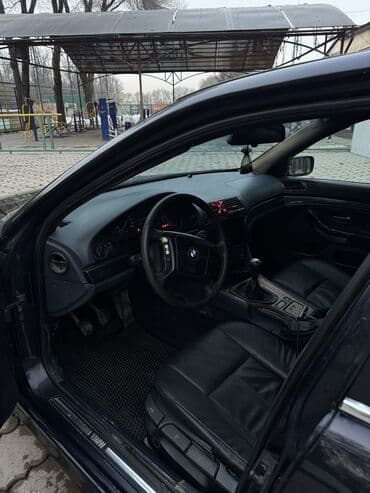 Водный транспорт: BMW 5 series: 2000 г., 2.5 л, Механика, Бензин, Седан — 5