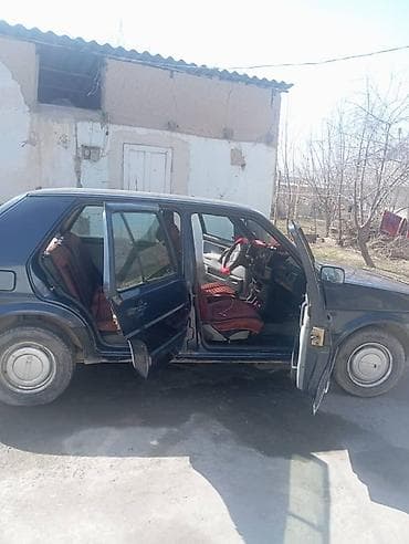 авто поло: Volkswagen Golf: 1988 г., Хэтчбэк — 1