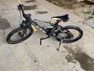 купить покрышку на велосипед 26: Велосипед Ardis Bigow с черной рамой и желтыми акцентами, оснащенный — 3