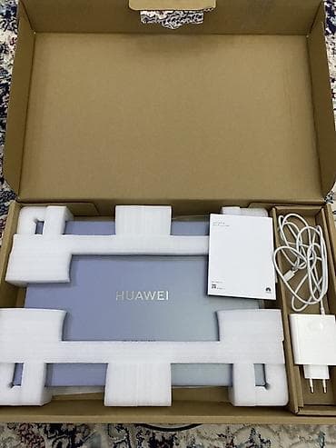 Huawei MateBook D16 (2023) - Экран 16" IPS с тонкими рамками