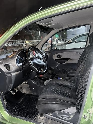 дэу матиз 1: Daewoo Matiz: 2001 г., 0.8 л, Кол менен иштөөчү, Бензин, Хетчбек — 4