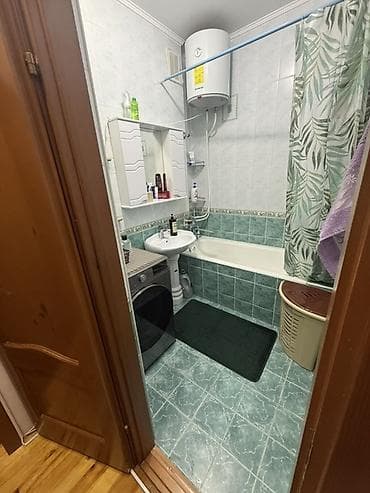 105 серия 3 комнатная: 3 комнаты, 77 м², 105 серия, 1 этаж — 1