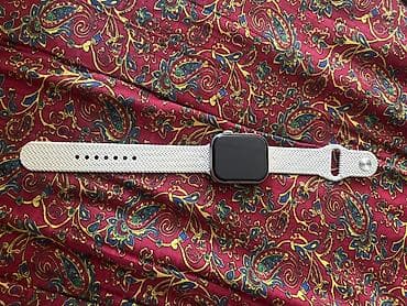 samsung watch 7: Смарт‑часы в прямоугольном корпусе с сенсорным экраном и сменным — 1