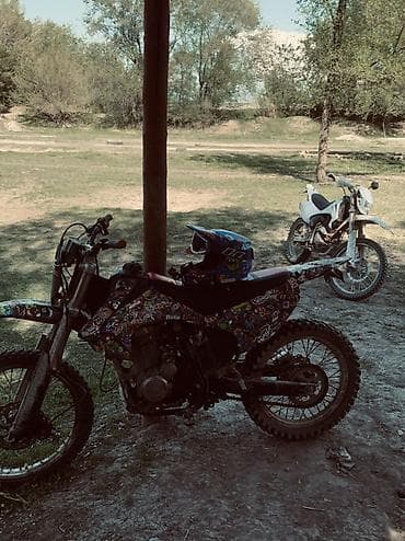 водный мото: Эндуро/кросс мотоцикл с одноцилиндровым 4‑тактным двигателем — 2