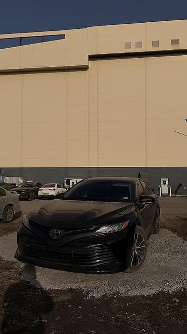 Toyota Camry: 2018 г., 2.5 л, Автомат, Бензин, Седан at lalafo.kg Toyota Camry: 2018 г., 2.5 л, Автомат, Бензин, Седан