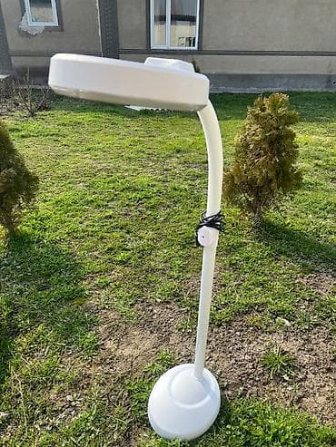 Сулуулук салондору үчүн жабдуулар: Продаю кушетку и лампу для наращивания ресниц почти новая пользовались — 3