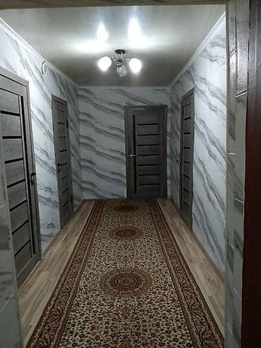 продажа участки и домов бишкек: 🏡 Продаётся кирпичный дом с участком в районе Молодой Гвардии 📍 — 1