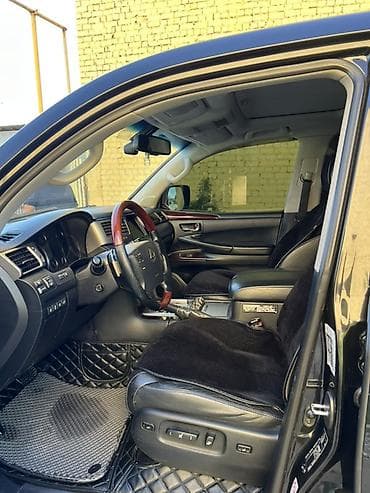 боковой: Lexus LX: 2012 г., 5.7 л, Автомат, Бензин, Внедорожник — 8