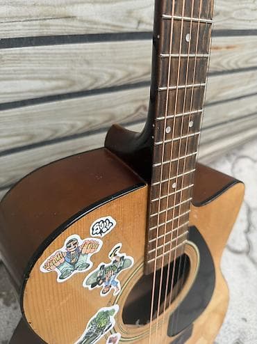 Срочно продается Yamaha FS100 Состояние гитары среднее но звук мощный — 4