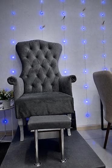 Сдаётся в аренду кресло для маникюра и педикюра с подставкой 🦶✨ — 1