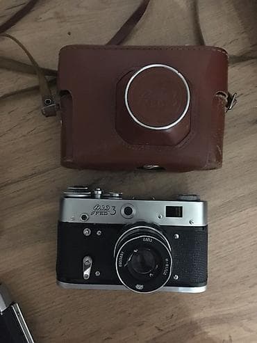 Видео байкоо: Пленочные фотоаппараты СССР — комплект из двух камер с кейсами. 1) — 2