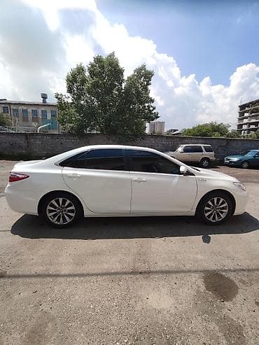 гибрид машины: Toyota Camry: 2016 г., 2.5 л, Автомат, Гибрид, Седан — 4