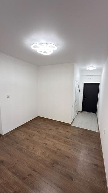 Недвижимость: 1 комната, 27 м², Индивидуалка, ТЭЦ Индивидуалка, 1 этаж, Евроремонт — 3