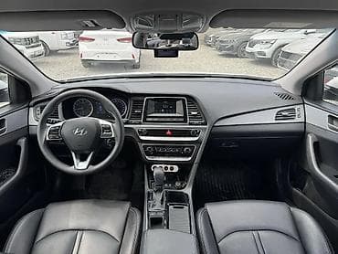 Продажа авто: Hyundai Sonata: 2019 г., Автомат, Седан — 3