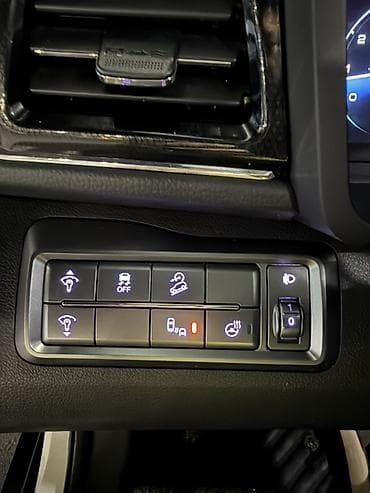 kia 2012: Ssangyong Tivoli: 2019 г., 1.5 л, Автомат, Бензин, Хэтчбэк — 8