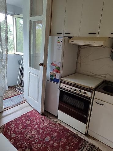 колесо квартира: 2 комнаты, Ошский рынок / базар Собственник, Студентам, от 6 месяцев, С мебелью полностью — 3