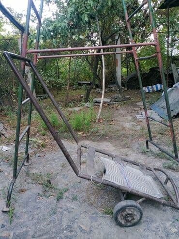 на железных номерах: Садово-строительная тачка и тележка, Стальная, Двухколесная, Б/у — 1