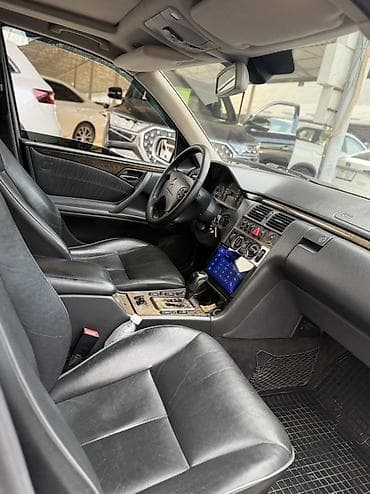 мерседес эвакуатор: Mercedes-Benz E-Class: 2001 г., Автомат, Седан — 3