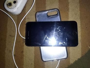 nokia e: IPhone 8 Plus, Б/у, 64 ГБ, Черный, Чехол — 1