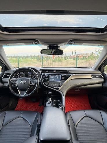 Транспорт: Toyota Camry: 2018 г., 2.5 л, Автомат, Бензин, Седан — 5